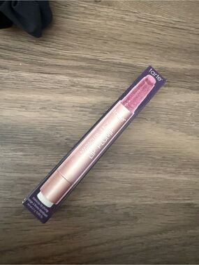 Brand new tarte Maracuja Juicy Lip Plump - berry shimmer glass full size